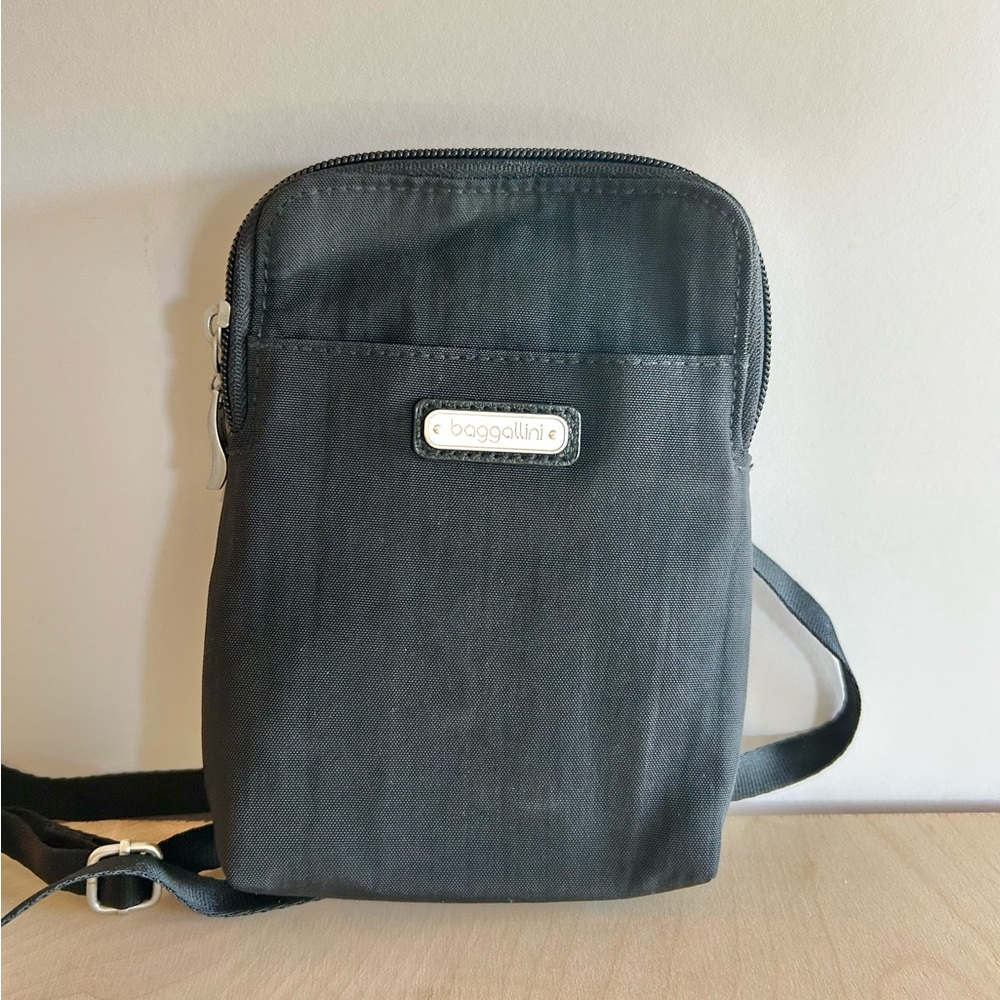 Baggallini Black Mini Crossbody Bag